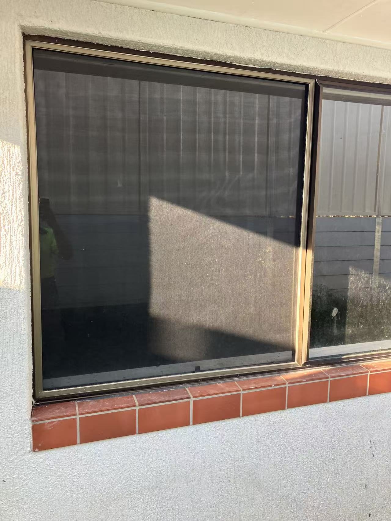 Flyscreen installation in Melbourne